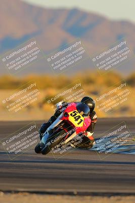 media/Jan-21-2023-CVMA (Sat) [[b9eef8ba1f]]/Race 13 500 Supersport-350 Supersport/